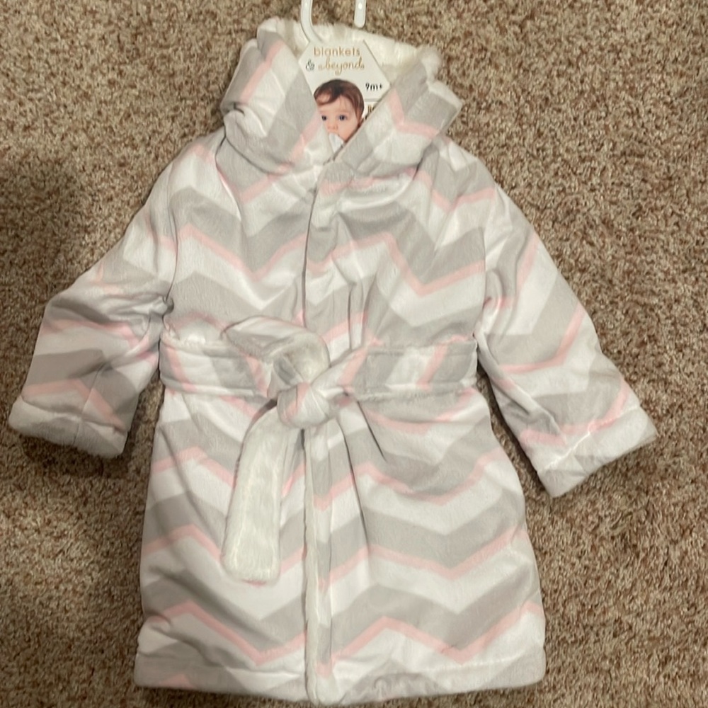 Baby robe